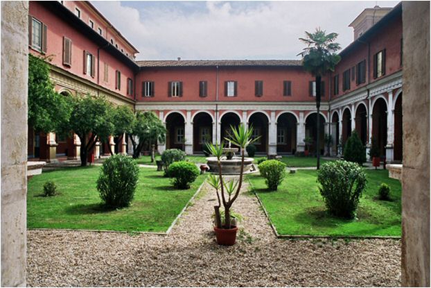 Università Pontificia Tommaso D